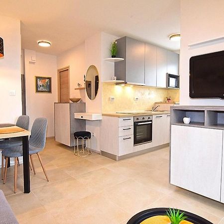 Sole Pula Apartman-Near Beach Экстерьер фото